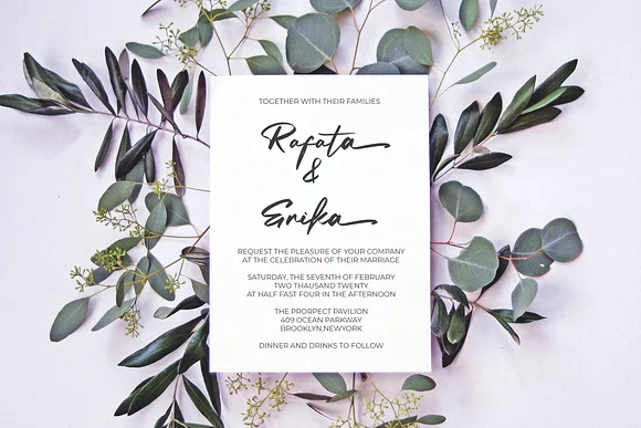 Bottamkia Brush Script Font