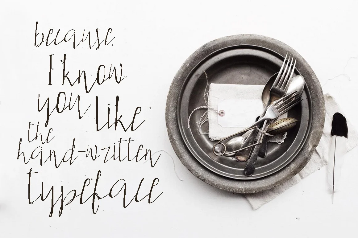 Clark & Lou Script Font