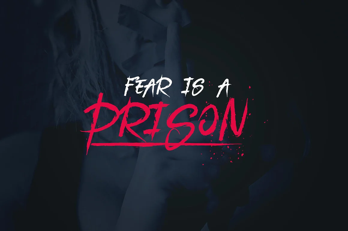 Dark Heart Brush Font + Extras