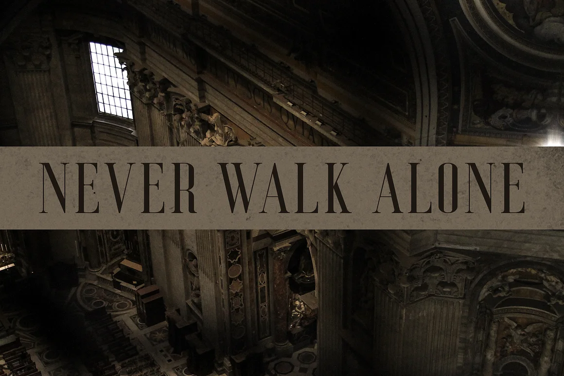 Deluce - Luxury Serif Font
