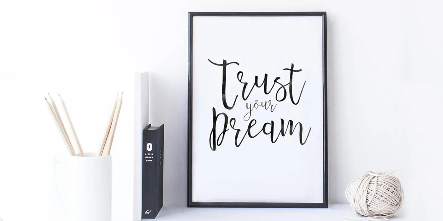 Introblues Script Font