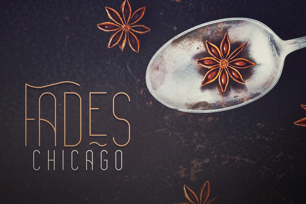 Mondaze Typeface - 4 Weights Font