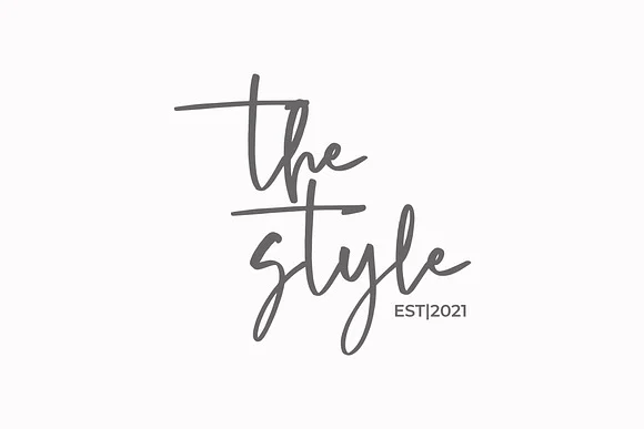 Petraloka Brush Script Font