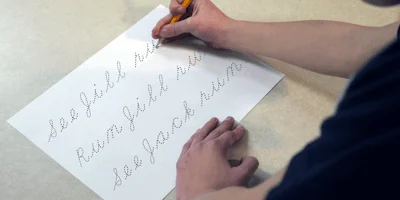 Dot To Dot Cursive Font