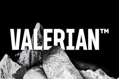 VALERIAN | DISPLAY FONT