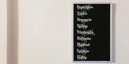 Wonderfully Script Font